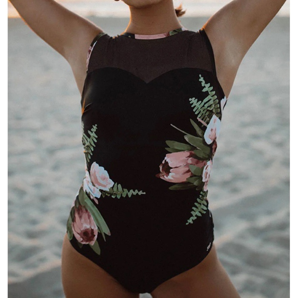 Albion The Maria One Piece Swimsuit‎ Carolina XXXL NWT